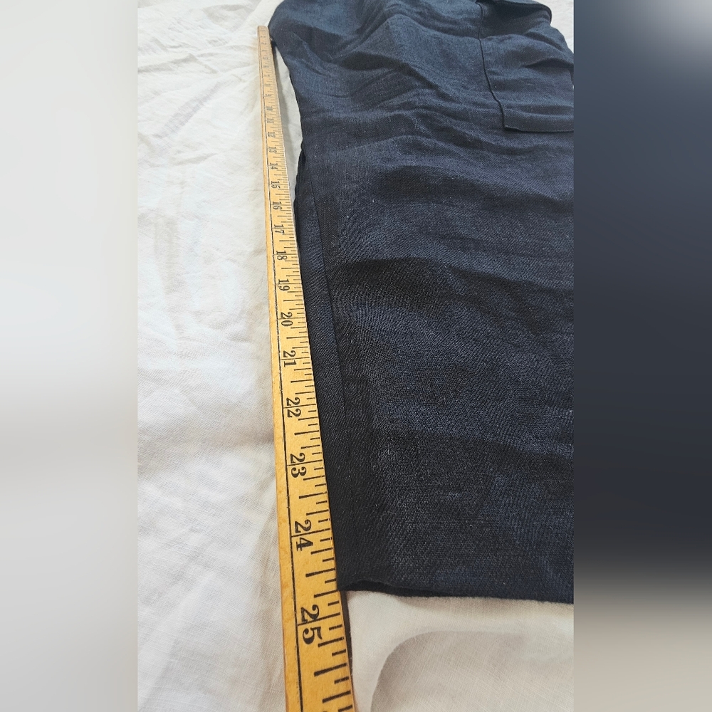 Banana Republic Dark Cargo Pants - Picture 7 of 9